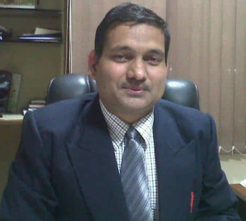 rlsarmabpt's tweet photo. #AssamAdministration
কোন হ'ব অসমৰ মুখ্যমন্ত্ৰীৰ নতুন প্ৰধান সচিব? উচ্চাৰিত হৈছে জি ডি ত্ৰিপাঠী, অবিনাশ যোশী, ৰাজেশ প্ৰসাদৰ নাম। কোন বাছনিত উঠিব #সঞ্জয়লোহিয়া ৰ উত্তৰসুৰী হিচাপে?
@sarbanandsonwal @CMOfficeAssam

https://t.co/Ef4RZJJspy https://t.co/GeOskSwNGn