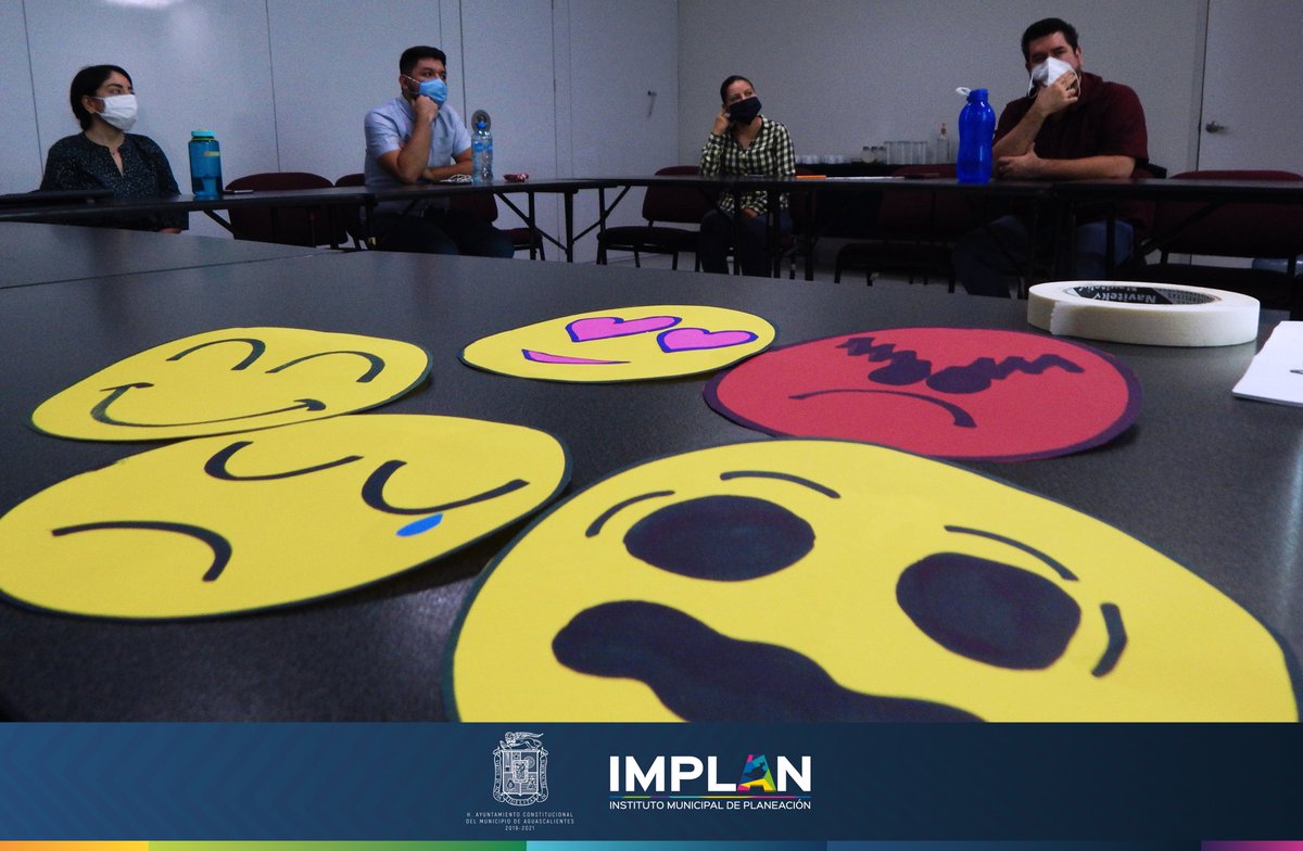 ImplanAgs's tweet photo. Con el propósito de identificar fortalezas y oportunidades para el desarrollo de la inteligencia emocional aplicada a la vida personal, social y laboral, se llevó acabo la capacitación “Desarrollo Emocional” en el Instituto Municipal de Planeación. #ImplanAGS2020 https://t.co/hU9gHVKYsK