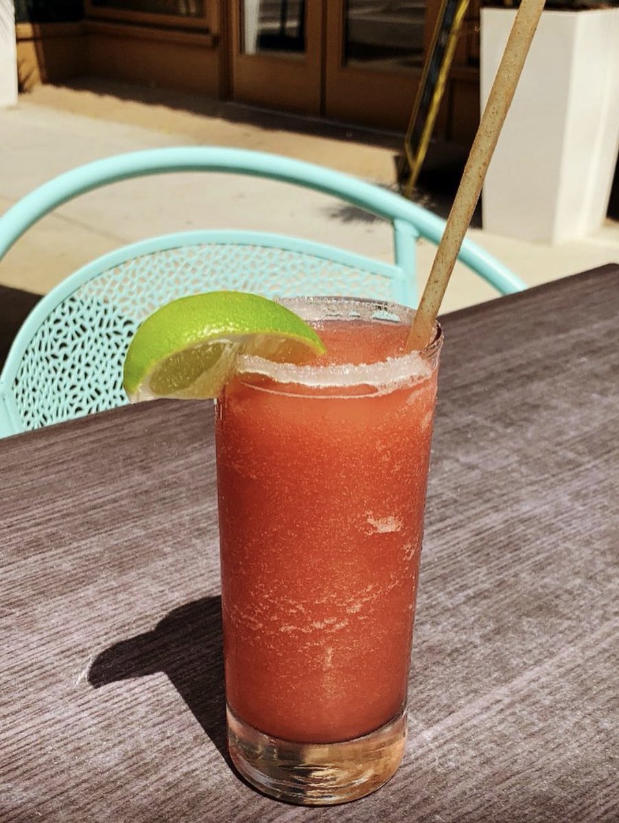 GringoSTL's tweet photo. It’s National Tequila Day! We’re celebrating with $5 Gringo and Frozen Margs...ALL DAY!
Join us on the sidewalk with the palms, under an umbrella, or socially distanced indoors. https://t.co/kmm66wSpAo