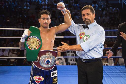 vpjogo's tweet photo. Os brasileiros trocaram o boxe pelo MMA?

Campeão latino-americano, o boxeador Paulinho deu sua opinião sobre o tema!

Concorda com ele? 

A entrevista completa está no link:
https://t.co/qmyeptvzQv

#vamoprojogo #boxe #Bomdia
#esporte #campeão https://t.co/HZotQN3qXG