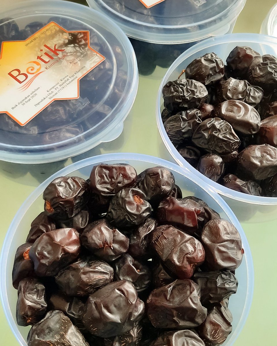 SEDIA KURMA AJWA ASLI MADINAH

- 1kg Rp 250.000,00
- 1/2kg Rp 140.000,00

Berminat? Silakan hubungi 085252052345 (WA)

Atau klik bit.ly/2Ap6VM8