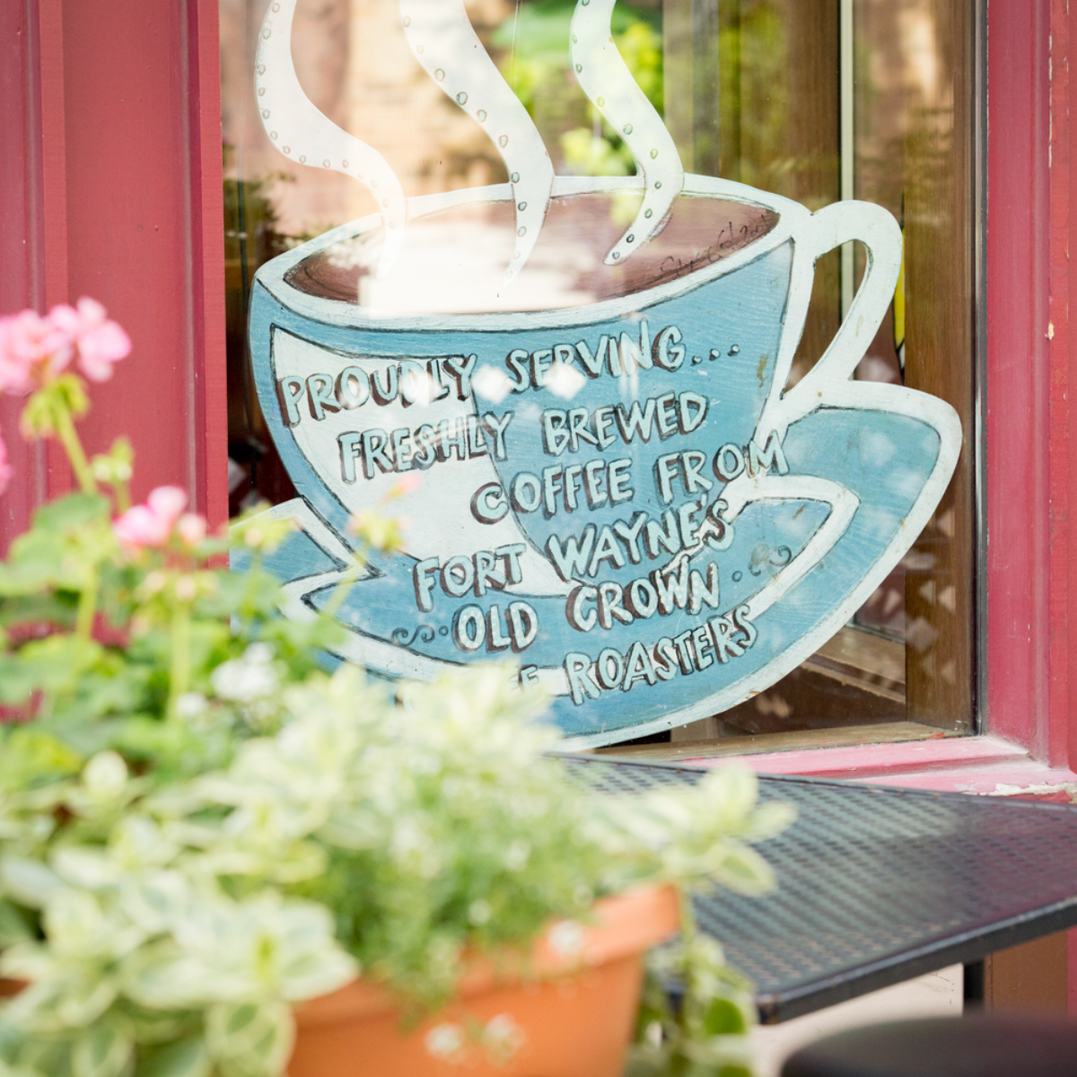 TheDashIn's tweet image. We love supporting local! If you love a great cup of coffee and the Fort Wayne community, order one from us today.