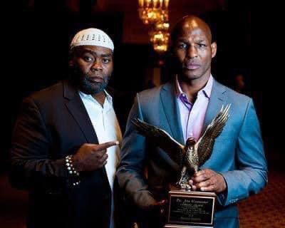 RagingBabe's tweet photo. We lost a #boxing gem and a great person this morning. RIP Nazim Richardson. 🕊🙏 https://t.co/DTSm2PLG98