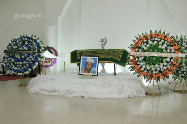 abidjan_net's tweet photo. Deuil : levée de corps ce vendredi 24 Juillet de l'ex-premier ministre Seydou Elimane Diarra https://t.co/NLLkY8jlzZ