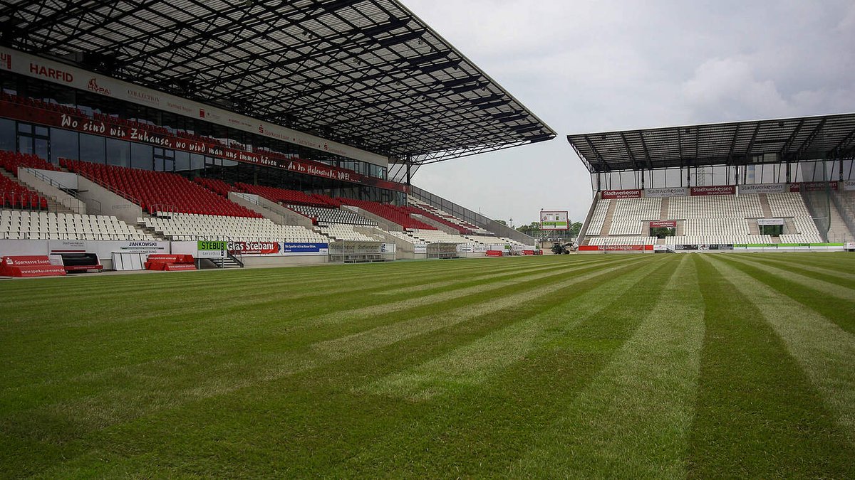 DFB_Team_EN's tweet photo. Some updated fixture news for Germany's teams ๐๏ธ
Women | #GERIRE
๐ฉ๐ช๐๐ฎ๐ช, 19th September, Essen
U21s | #GERMDA
๐ฉ๐ช๐๐ฒ๐ฉ, 3rd September, Wiesbaden https://t.co/jLGnZFE3yr