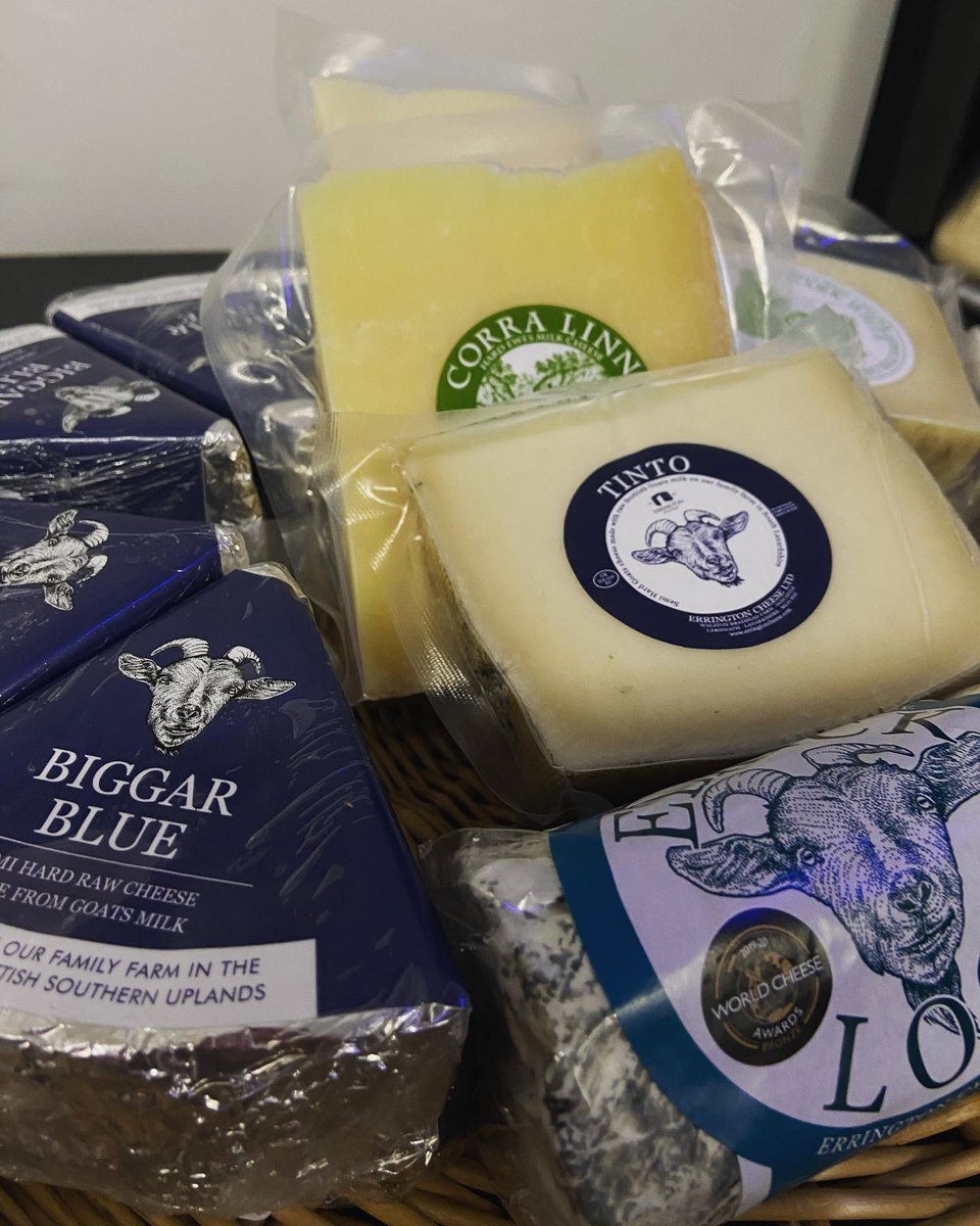 brownliesbiggar's tweet photo. New! Now available in Brownlies! Errington cheese. #erringtoncheese #biggarblue #tinto #elricklog #bonningtonlinn #lanarkwhite #lanarkblue 🧀😄 https://t.co/mDMc2ZWdrL