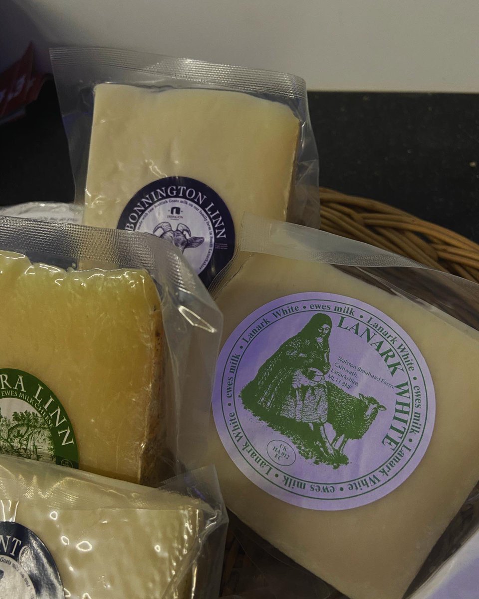 brownliesbiggar's tweet photo. New! Now available in Brownlies! Errington cheese. #erringtoncheese #biggarblue #tinto #elricklog #bonningtonlinn #lanarkwhite #lanarkblue 🧀😄 https://t.co/mDMc2ZWdrL