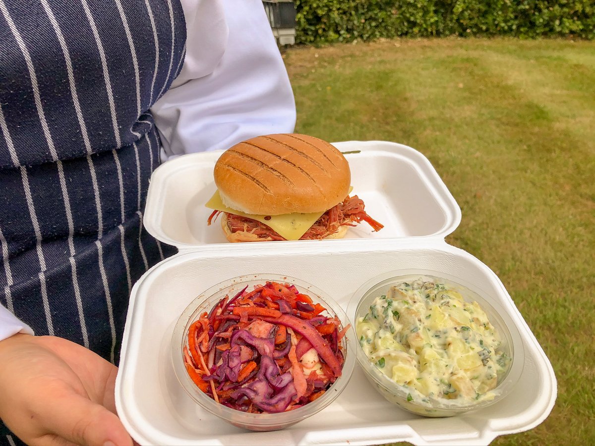 HolkhamEstate's tweet image. Not to be missed - @VictoriaHolkham's Belted Beef Bar! 🐮 

Not only are they joining us for #FeastInThePark every weekend, you'll also find them cooking up a storm daily, 12noon-4pm in Holkham park 🍔

Find out more: Bitl.y/FeastHolkham