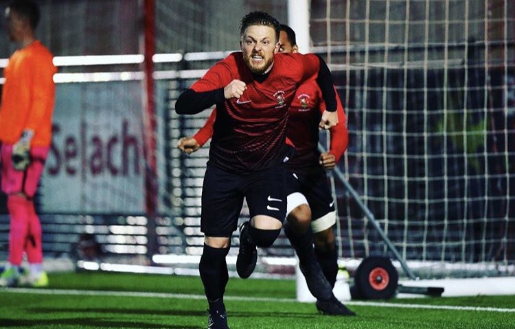 afc_rh94's tweet photo. Looking for players to join ahead of 20/21 season.

🔴 High quality grass home pitch 
⚫️ 4g training facilities in Egham
🔴 Step 7 Saturday team  
⚫️ Trial matches in August

Please get in touch for more details 

📧 admin@afcroyalholloway.com

@surreyfa #FindPlayersFriday https://t.co/zkzCybGaGP