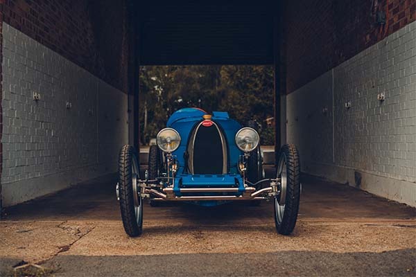 AutoJoshNG's tweet photo. #Bugatti's Cheapest Model, Baby II To Cost About ₦15m (Photos/ Video)
https://t.co/AhvvGN2uZ4
#Babyii #Chiron #EttoreBugatti #Limitedproduction #Lithiumbattery #Roland #Type35 #Veyron https://t.co/HalEueRj8y