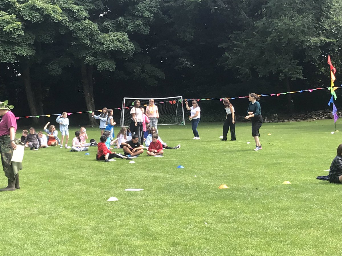TyntesfieldCP's tweet photo. @TyntesfieldES Bongo’s Bingo fun at Tyntesfest! https://t.co/Tjzq4ZrtMc