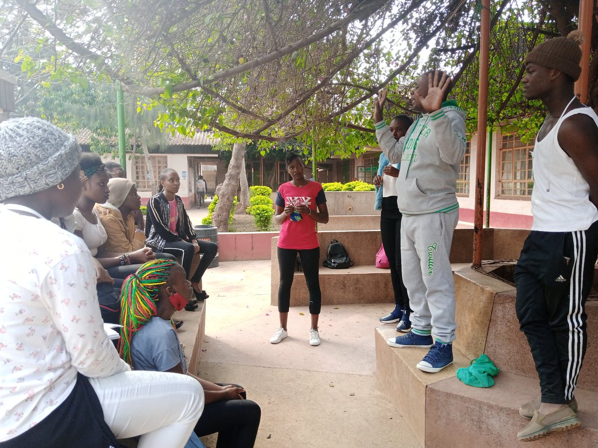mpi_kenya's tweet photo. We decided to have a pep talk and advice teens how to stay at home during this pandemic period as they await resumption of school
#MatharePeaceInitiative
@mpi_kenya 
@UNPeacebuilding 
@UNPeacekeeping 
@Plan4Girls
@TheGirlGen
@SavinOsuka https://t.co/6P87h6Tu30
