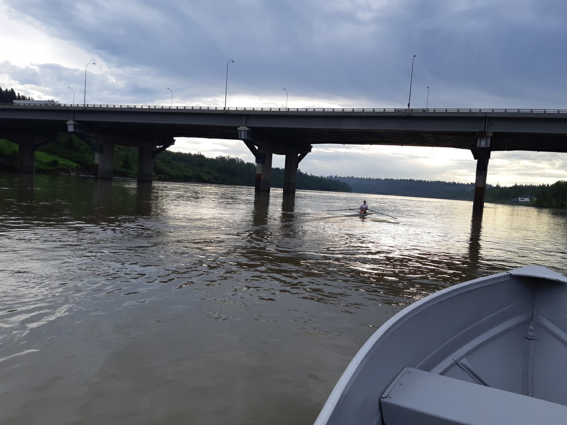 Rush hour at the Quesnel Bridge #rivertraffic #ouryeg #thisisrowinginyeg #northsaskatchewanriver #edmontonam @CBCEdmonton @CBCradiotara
📸&caption credit @wmartind