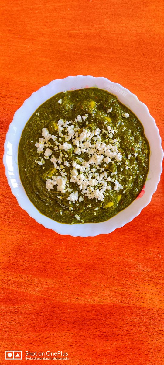 darshan30589's tweet photo. Today's #menu is #palakpaneer &amp; #sweetpotato
#shiro
Presenting #mobilephotography #palakpaneer #shiro #fried #foodphotography #sweetpotatofries #paratha #spinich #butter #shoot_on_oneplus7t 
#healthylifestyle #productphotography #food #foodie #foodpics #foodstylist https://t.co/yPmwrYhFGw