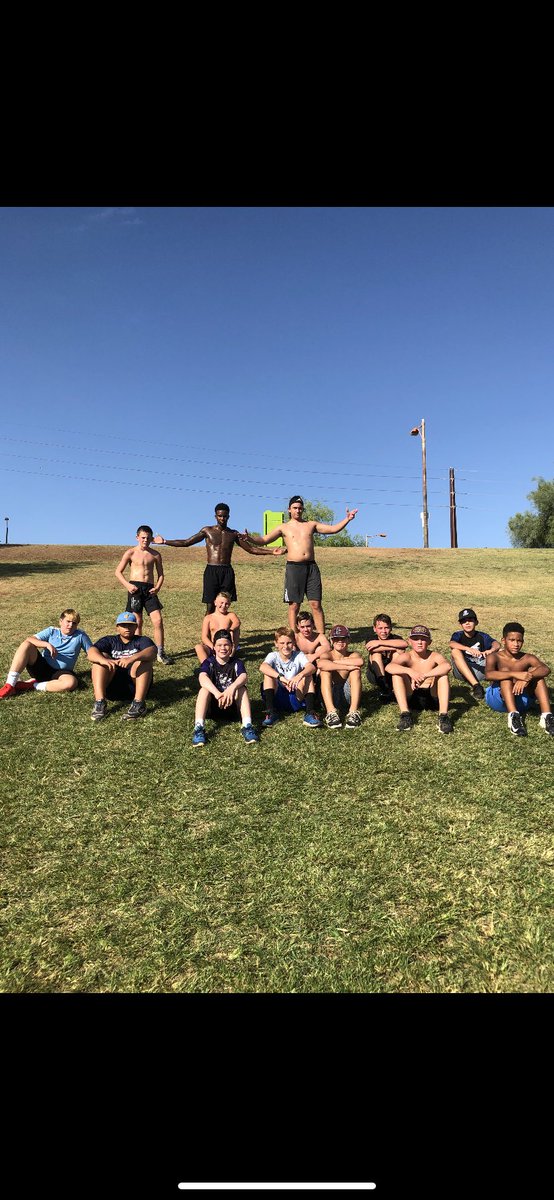 apeathletes's tweet photo. The grind don't stop π₯ !
We'll be ready when the time comes ! #apeathletes
#justdiffrrent #VCA #bestgrindinAZ
# apestrong #noexcuses https://t.co/jGrrJTDh35