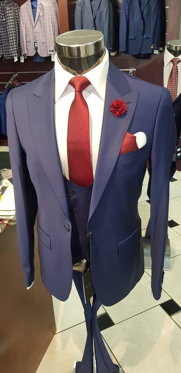 Willyetaisici's tweet photo. Still available for you to place your order. You have the taste, we got your size #officeDressCode #fashion #sellingclothes #winterSales #entrepreneur #WillyTheWeathGlobalEntrepreneur #Business #residualincome https://t.co/DBJfFAwNat
