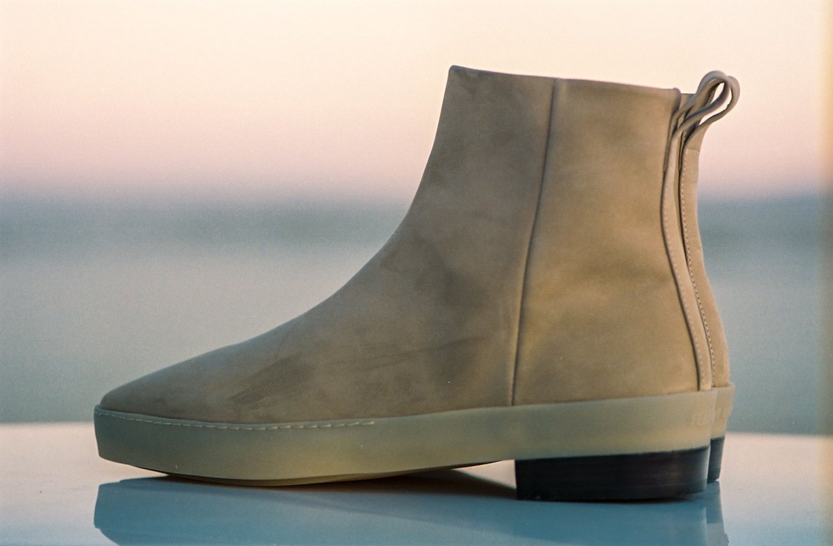 FEAR OF GOD (@fearofgod) on Twitter photo sixth collection summer 2020 footwear delivery, available now at fearofgod.com sixth collection summer 2020 footwear delivery, available now at fearofgod.com