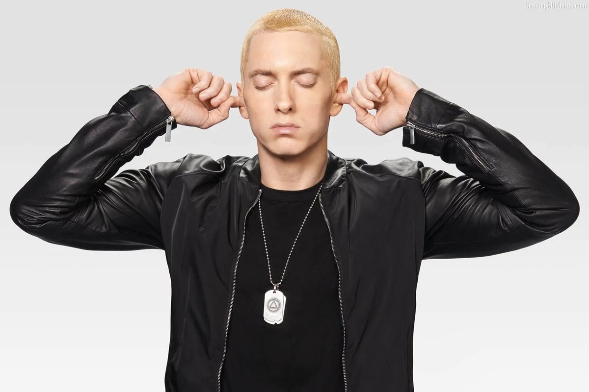 MbaliThejane's tweet photo. @947 @freshon947 @DJFreshSA @MantsoePout @shannon_leibach TEAM EMINEM 🥳🥳🥳

We Won 🏆🏆🏆

#Team Eminem #947Olympics https://t.co/2D3Sd3cVbV