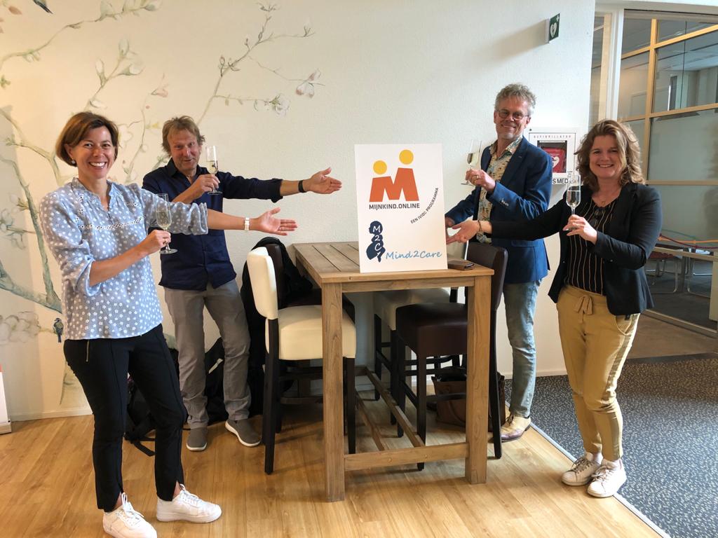 Mind2Care.nl en MijnKind.online bundelen vanaf 1 januari 2021 de krachten! mijnkind.online/media/1040/per…