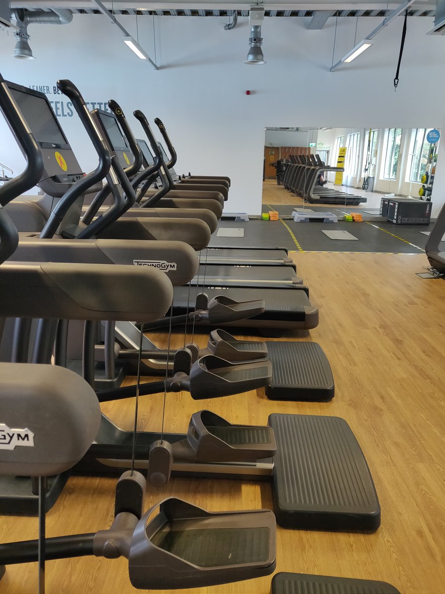 Well done! The gym is open. It's looking good and feeling good too. #achingallover Thanks to all for a great welcome. @CharltonBuzz @Blackheath_Hub