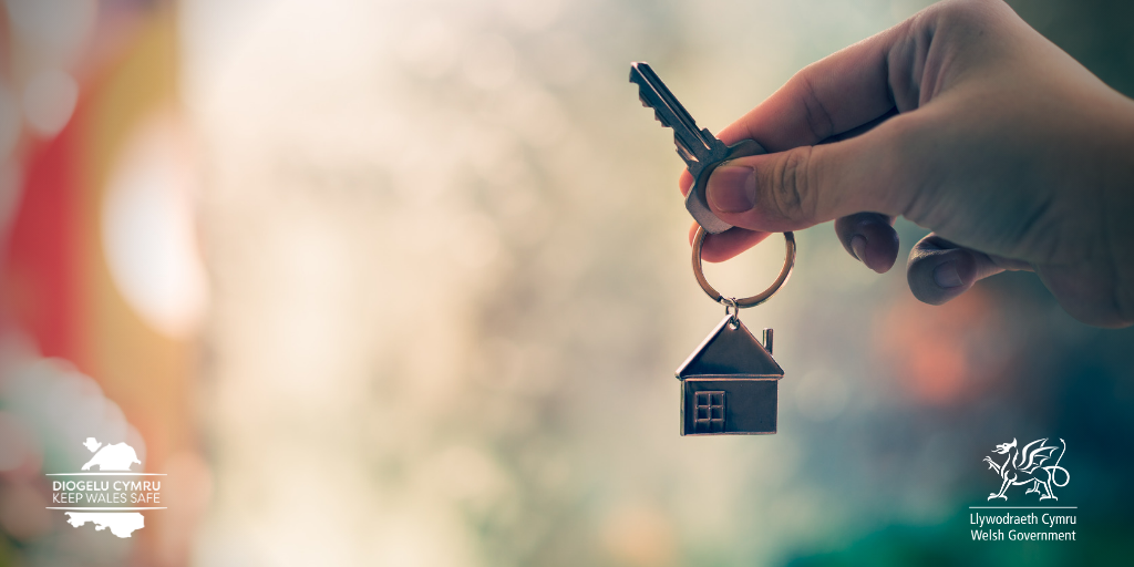WelshGovernment's tweet photo. The housing market is fully reopening in Wales 🏠

From Monday, you'll be able to view all properties - including those that are occupied.

Thank you all for your patience as you continue to #KeepWalesSafe. https://t.co/rfdmfsbx32