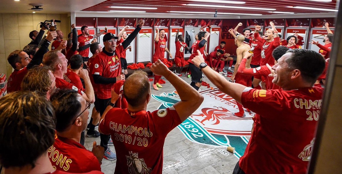 LFCIndonesia's tweet photo. Juara mah bebas 🏆✨

#LFCJuara https://t.co/oejJ1O4fRU