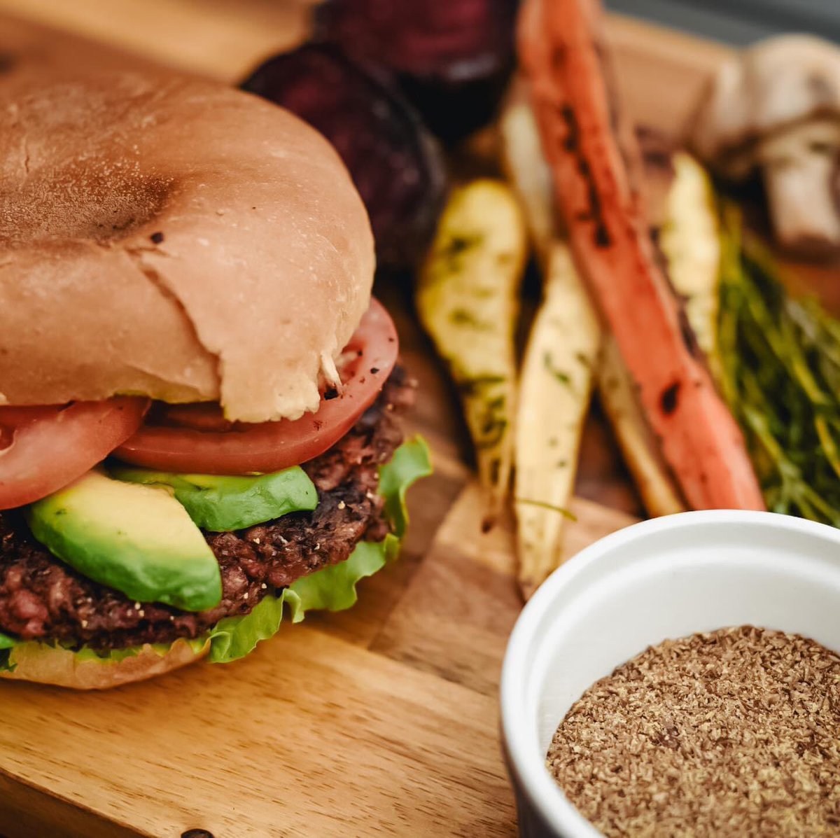 CarnivalCafe1's tweet photo. At Carnival Cafe 🎡 We have something for everyone no matter what your dietary needs are!  Introducing our SIGNATURE VEGGIE BURGER. Absolutely delicious 
Made with maple roasted root vegetables barley, flax and panko  
(Not Gluten free but Vegan friendly #calgaryeats #yyc https://t.co/v44OTDfWwt