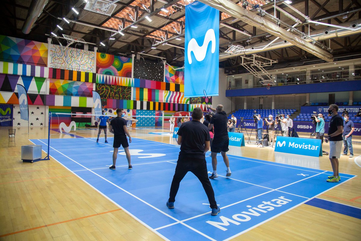 OctagonSpain's tweet photo. Esta semana hemos estado con @movistar_es y @CarolinaMarin en una MasterClass que se celebró el mismo día que debían empezar los JJ.OO @Tokyo2020. Estrenamos la @MovistarAcademy Magariños con @movistarlikes y 5 clientes que disfrutaron del divertido entrenamiento.

📷@movistar_es https://t.co/uei4c7ynR2
