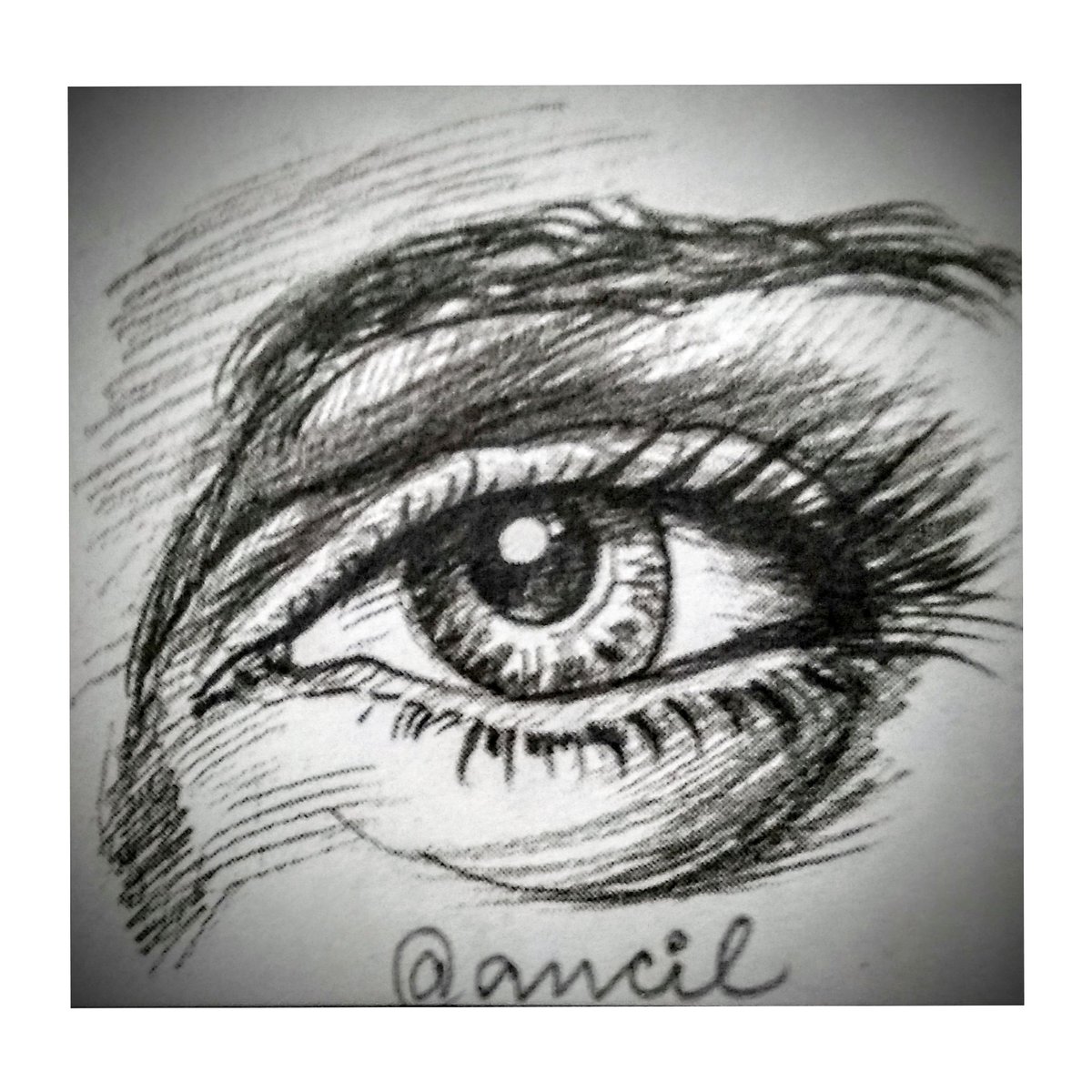 mathew_ancil's tweet photo. When I look into ur eyes i tend to lose my thoughts ❤️❤️..
.
.
#love #lovely #loveyourself #loveothers #photooftheday #photo #photographer #photography #camera #likeforlikes #likeforfollow #followforfollowback #following #deep #motoclick #masterpiece https://t.co/Po6H8W6Itn