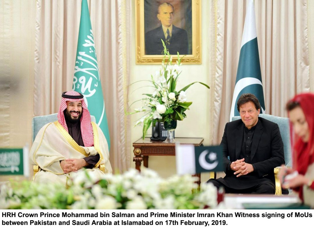 12) Saudi Arabia not only granted $9.6B payment holiday in an effort to 'strengthen Pakistan’s balance of payments position', but also released 2,080 prisoners by 2020. Crown Prince  #MBS called himself the 'ambassador of Pakistan', highlighting the friendship b/w the nations.