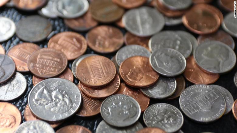 ArkBankers's tweet photo. With the pandemic disrupting the circulation of coins, the U.S. Mint is asking the public to pay with exact change and return any spare change to circulation by depositing coins, exchanging them for bills at a financial institution or taking them to a coin redemption kiosk. https://t.co/BvS280q1DW