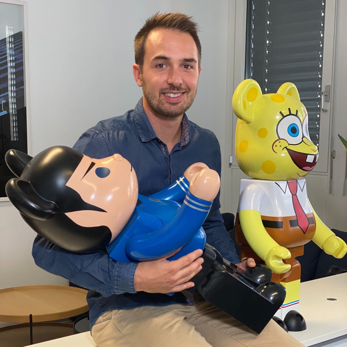 Foxstone_ch's tweet photo. Meet the #FoxstoneTeam 🦊
🎥 Video Production in progress ! 🎬
#Foxstone #GoodVibesOnly #VideoProduction #Crowdfunding #CrowdfundingImmobilier #Office #Team #Geneva #Suisse https://t.co/B0O0MKRW0Q