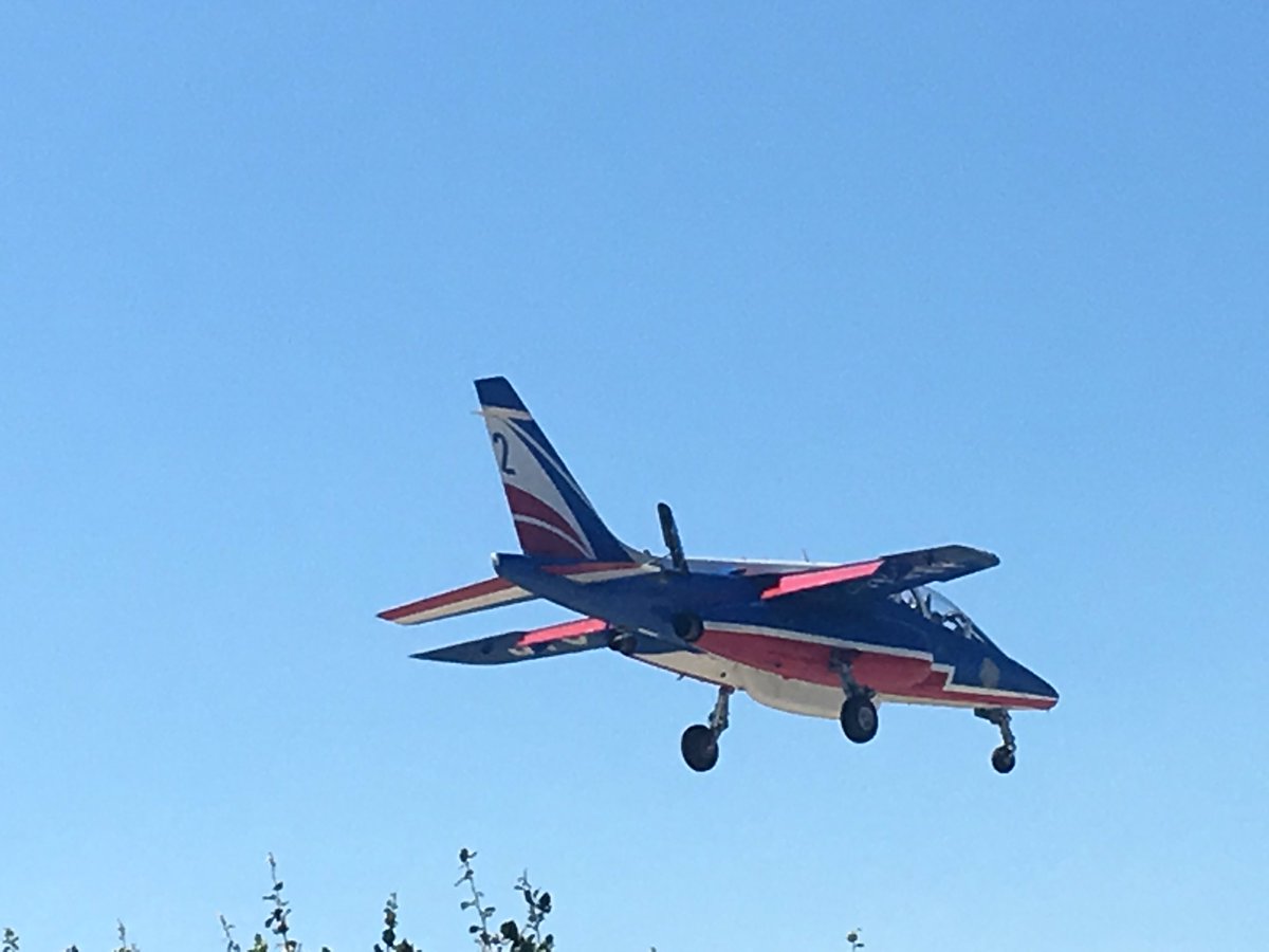 Lauson26's tweet photo. Cet après midi j’ai eu le privilège de voir le show de la @PAFofficiel. Du travail exceptionnel @SalonProvence #Athos2 https://t.co/mS8umm4zuJ