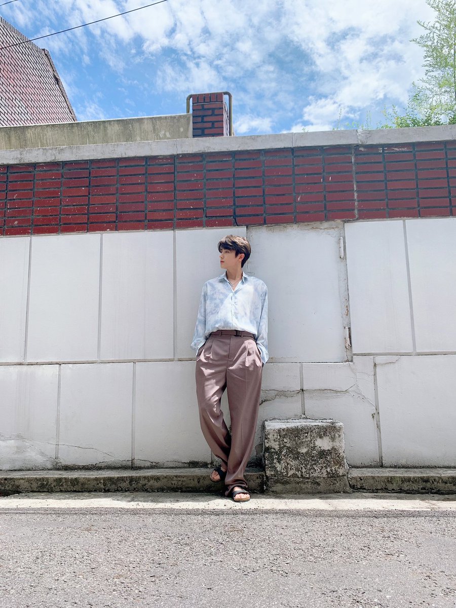 WE_THE_BOYZ's tweet image. [현재] 더운데 안 더운척😂