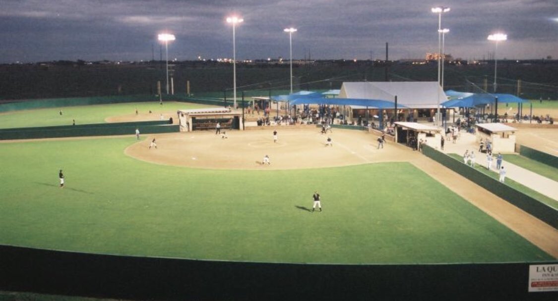 BunnerElite's tweet photo. We are in Seguin, TX this weekend at the No Fear 10th Annual Showcase! Game times are as follows- hope to see you there!! #BeElite

SATURDAY: 
8:00- Field 2
1:00- Field 1
4:20- Field 5
SUNDAY 
9:40- Field 5
1:00- Field 3 https://t.co/QNBmvhx5Hb