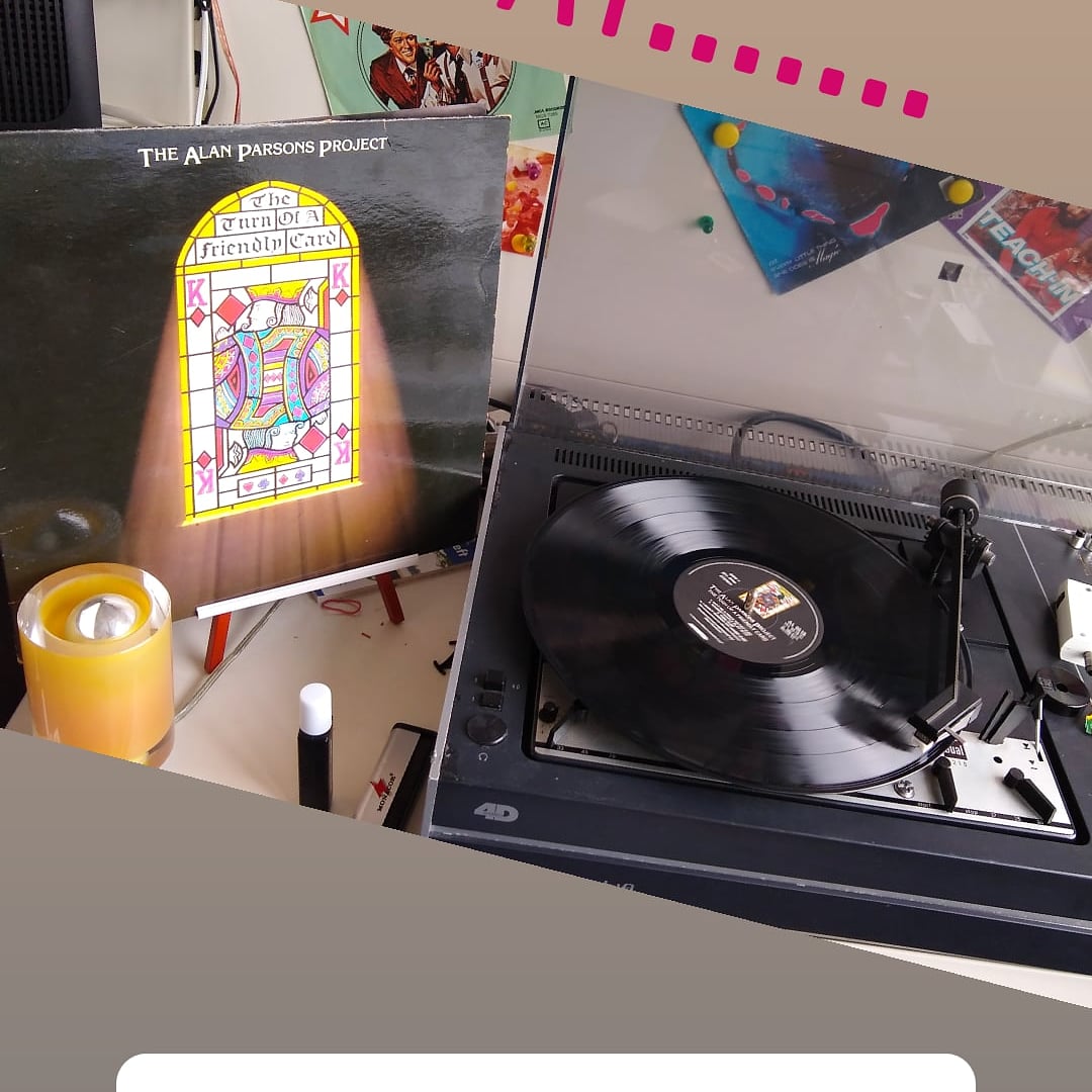 Kai_Mauracher's tweet photo. Hoch die Hände, Wochenende ...
#AlanParsonsProject #Turnofafriendlycard #DUALTurntable #VintageHiFi #Vinyladdict https://t.co/zuUveU9HWW