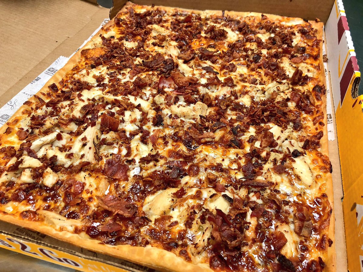 LedoPizza's tweet photo. 🔥 $100 #LedoPizza GIFT CARD GIVEAWAY 🔥

🔃 RETWEET
✅ FOLLOW US

To be entered to win! (One winner randomly picked at 10pm 7/24/20)

You look hungry! 🤤
Order Online or on the NEW Ledo Pizza App! 

https://t.co/hKGGHi5NWp https://t.co/naCiWgVCaz