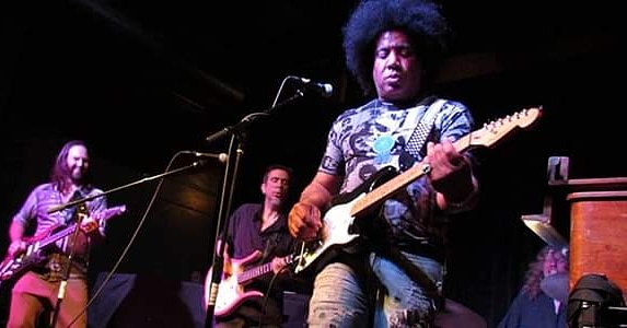 shmproject's tweet photo. This Sunday 7/26 @ NEW START TIME 3:30pm join @shmproject &amp; @TheRoyalRoom as we host the one &amp; only Thaddillac on the RR stage via @LiveconcertsS! (Musicians are following all #WADeptHealth guidelines on capacity &amp; distancing.) #staycationfestival #summerinseattle https://t.co/LpJu4QCXcT