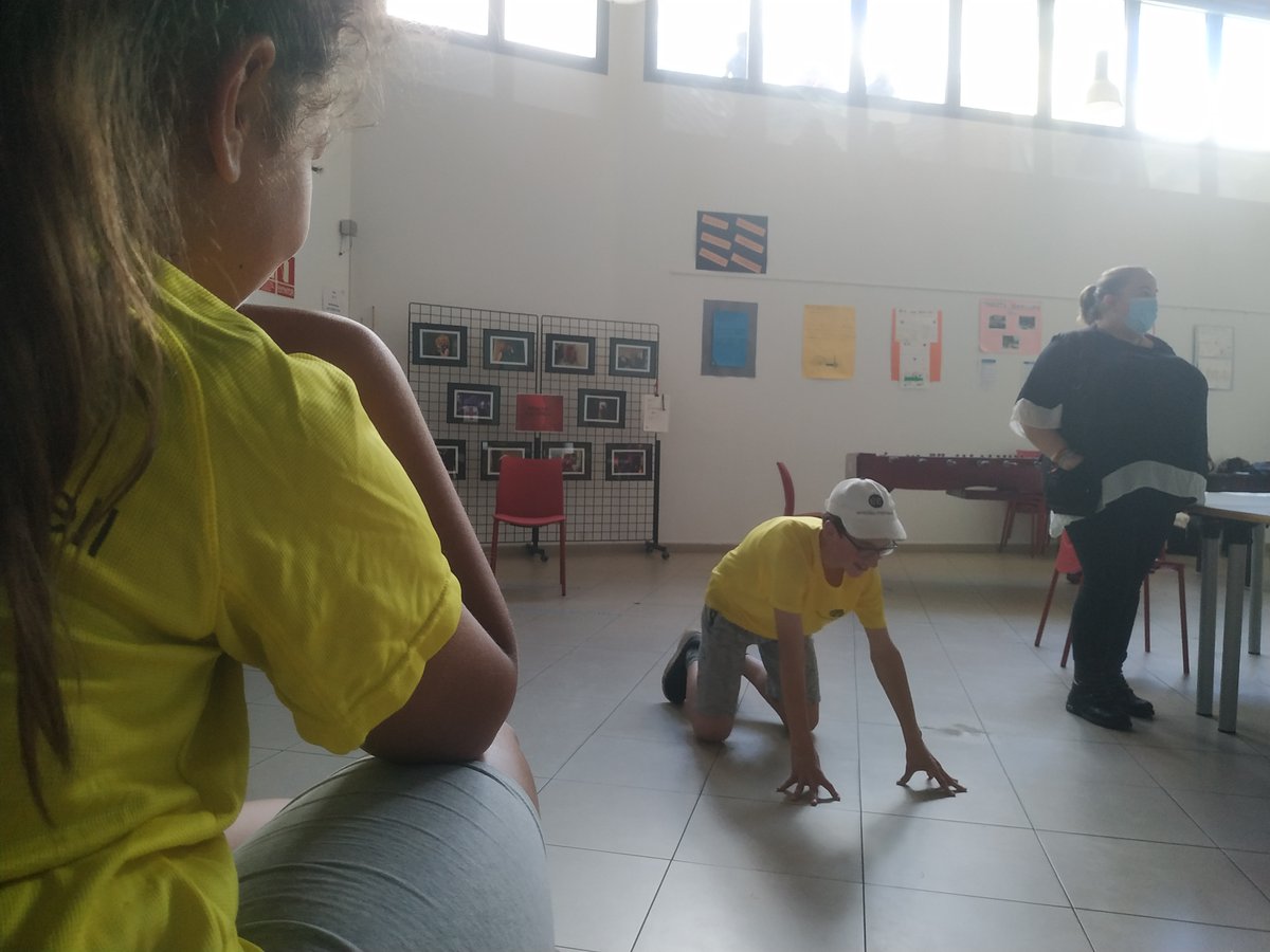 👉 Donem per finalitzat el taller dels voluntaris de la "Creu Roja Andorrana" ☺️
Felicitem als nostres joves per la seva participació al taller i als voluntaris de la Creu Roja per la seva col·laboració.
Fins la propera😎
#TallersEstiuJee
#CreuRojaAndorrana
#EscaldesEstiu
<a href="/comuee/">Escaldes-Engordany</a>