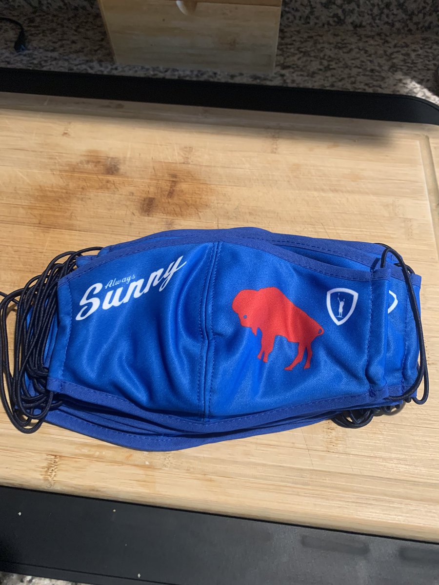 alwayssunny_716's tweet photo. Huge shout out to @adrenalinelacrosse for hooking us up with facemasks this summer! Be sure to get yours today as quantities are limited! ☀️🐃🥍
.
.
#AlwaysSunny #Lacrosse #AlwaysSunnyLacrosse #WesternNY #NewYork #FaceMasks #LaxSZN #LaxLife #Adrenaline #Adrln #AllFightNoFlight https://t.co/D1OaZu9WEb