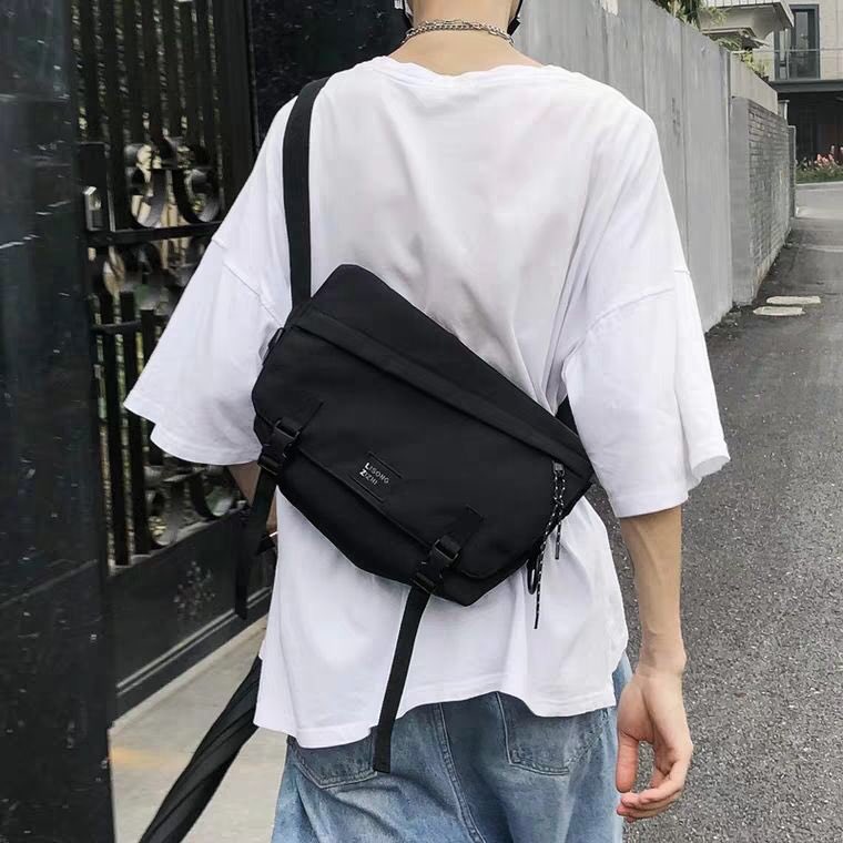 mellowxbag's tweet photo. [พร้อมส่ง] 🏂 𝑫𝒂𝒏 𝒃𝒂𝒈✨⁣
ใบนี้เท่มากก เอาใจสายสตรีทค่า ช่องใส่ของเยอะสุดๆ แถมยังทนด้วย สีซับในก็สุดจะจี๊ด💥⁣
🏂 วัสดุทำจากผ้า canvas⁣
🏂 มีที่ซัพพอร์ทไหล่
🏂 สายปรับความยาวได้
🏂 ทนทาน รับน้ำหนักได้เยอะ⁣
🏂 350฿ free reg.⁣ https://t.co/DETRxzDRr6
