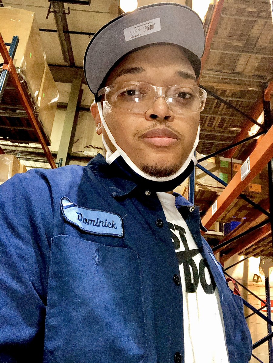 Nickwitdakidz's tweet photo. Only got two hours of sleep but I’m here 🙏🏽🙏🏽 #BMW #BlackManWorking https://t.co/lsJ1Q8SdPZ