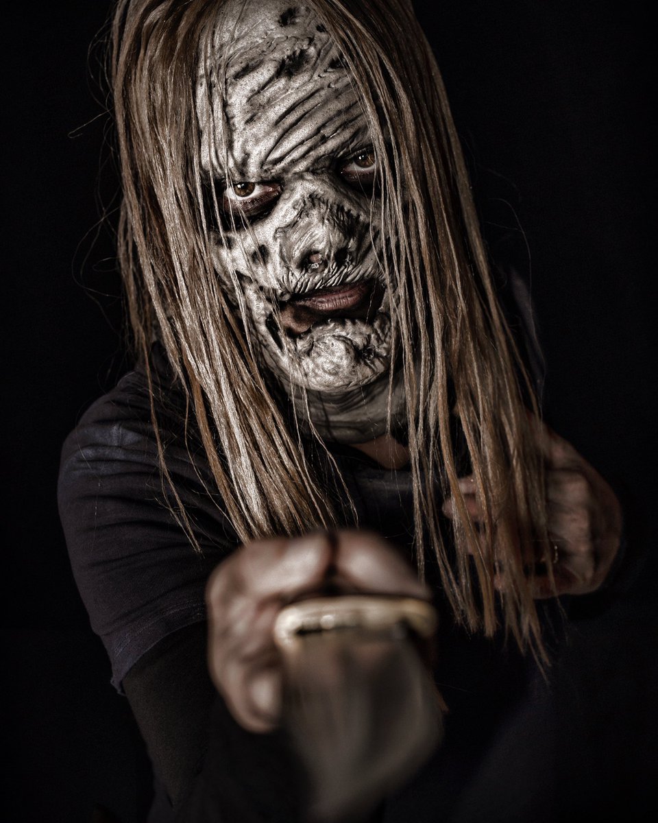 AlphaCosplayer's tweet image. #TWD Panel arrives today, at #ComicConAtHome 🙌🙌🙌

@samthesparrow @TheWalkingDead @WalkingDead_AMC @TWD_ES @TWalkingDWorld @UndeadWalkingFS 

#TWDFamily #TWDUniverse #TWDCosplay #TWD #FTWD #SDCC #SDCC2020 #SDCCAtHome2020 #SDCCatHome #TWDAlpha #SamanthaMorton #Alpha