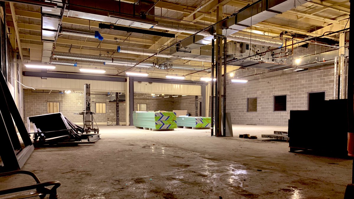 VoelzJames's tweet photo. The future weight room at NPHS is coming along nicely. Our players and coaches are going to love it!! @SouthernHancock @llantrip @NPHSDragons @MrsAmyDawson @MitchanerNPHS #WeAreDragons #nphspride https://t.co/9zfWBgnCX1