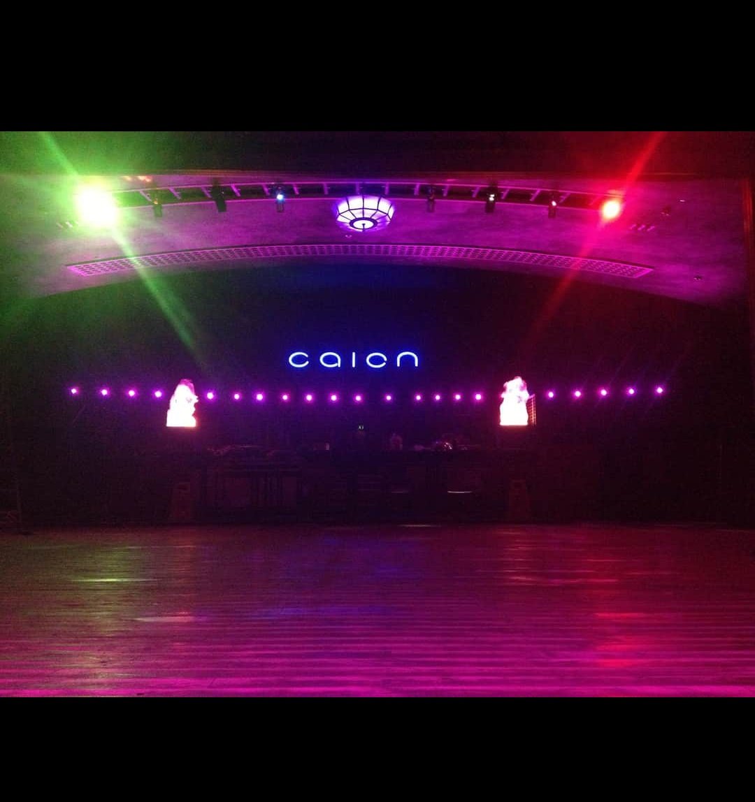Calonlive's tweet photo. Here is some photos showing progress made in the main theatre. There were alot of damp and mould problems here due to many years of neglect of the building. Starting to look like it's being cared for again 😁 #savetheoldllanelliodeon #llanelli #artdeco https://t.co/x4Xx3e9YT1