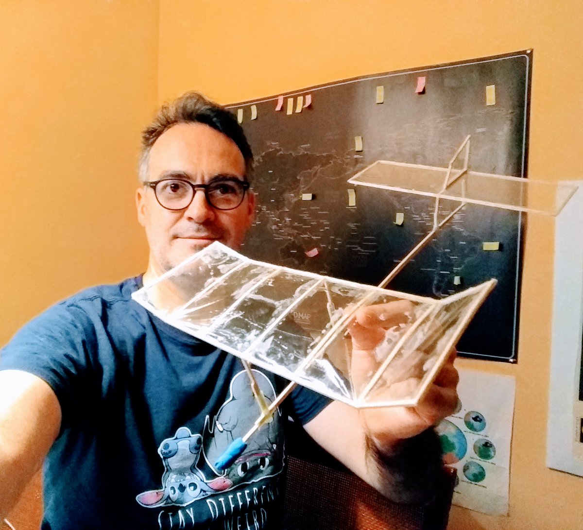 Franciscodr's tweet photo. My first balsa glider finished: 8 grams and flights quite well! Thanks to @IfItCanFly for the guide and plans (https://t.co/086A8RJzK5).
I did some modifications to make adjustments for flight improvements, that I saw somewhere else...
#BalsaPlanes #Glider #Airplanes #Indoor https://t.co/uOueioAiCQ