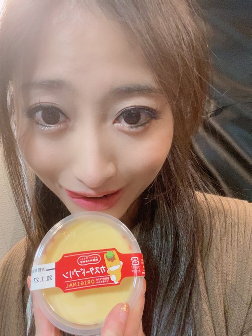 https://t.co/Tu08QhEEpAラブリーモンキーズ　初日に来てくださりほんとにぁりがとうございましたっ！除菌したり消毒したり色々と工夫しながらやらせていただいています。そんな中差し入れやお心付なども感謝ですっ！ねっ！現役の時よりもまた踊り上手になってたでしょっ！？笑 進化し続けているからね<a href="/tag/%E7%8F%88%E7%90%B2%E9%A4%A8"class="tags"><span>#珈琲館</span></a>