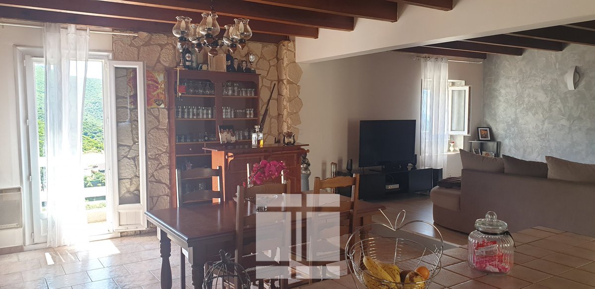 immodecorse's tweet photo. EXCLUSIVITÉ ‼️‼️ AU CŒUR D’UN HAMEAU DE LA TRÈS BELLE COMMUNE DE VILLANOVA 📍Authentique, belle et jouissant incontestablement d’un caractère et d’un charme propre à la Corse 🌴
Plus d’infos sur ce lien 👉🏻 https://t.co/KnfPjzYaAg
VOTRE CONTACT: Sarah Kuntz Secic (06.32.05.35.55) https://t.co/5IPPsqysFR