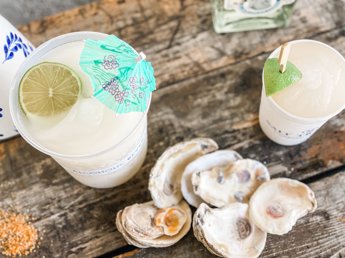 How we’re celebrating #NationalTequilaDay!! 👏🏼
.
>>> 𝒏𝒐𝒘 𝒂𝒗𝒂𝒊𝒍𝒂𝒃𝒍𝒆 𝒇𝒐𝒓 𝒄𝒖𝒓𝒃𝒔𝒊𝒅𝒆 𝒑𝒊𝒄𝒌 𝒖𝒑: 𝒚𝒖𝒎𝒎𝒚 𝒕𝒐-𝒈𝒐 𝒇𝒓𝒐𝒛𝒆𝒏𝒔, 𝒐𝒓 𝒂𝒏𝒚 𝒐𝒇 𝒚𝒐𝒖𝒓 𝒐𝒕𝒉𝒆𝒓 𝒇𝒂𝒗 𝑺𝑻 𝒄𝒐𝒄𝒌𝒕𝒂𝒊𝒍𝒔!
.
𝑶𝒓𝒅𝒆𝒓 𝑶𝒏𝒍𝒊𝒏𝒆 at salttraderscc.com