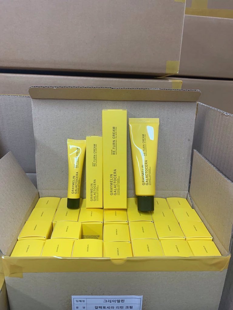 Ruth_shopps's tweet photo. 🔥พร้อมส่ง #Sales 

🌻 Galactocera Re Ture Cream 

✨ครีมช่วยฟื้นฟูให้ผิวกระชับ ลดริ้วรอย ทำให้ผิวดูขาวกระจ่างใส เปล่งประกาย ลดเลือนจุดด่างดำ ฝ้ากระ

📍50 ml ราคาปกติ 350฿ เหลือเพียง 290฿

#graymelin #galactocera #ใช้ดีบอกต่อ
#ของดีบอกต่อ #ลดรอยสิว 
#HowtoPerfect https://t.co/eWNwh2anMx